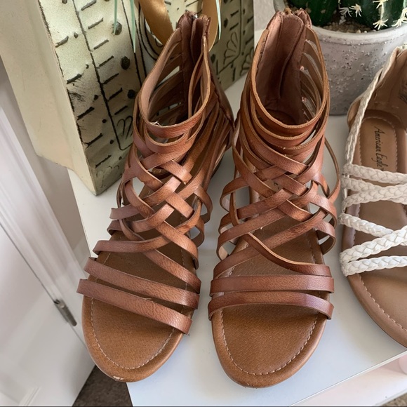Bundle of American Eagle Strappy Sandals - Picture 4 of 16